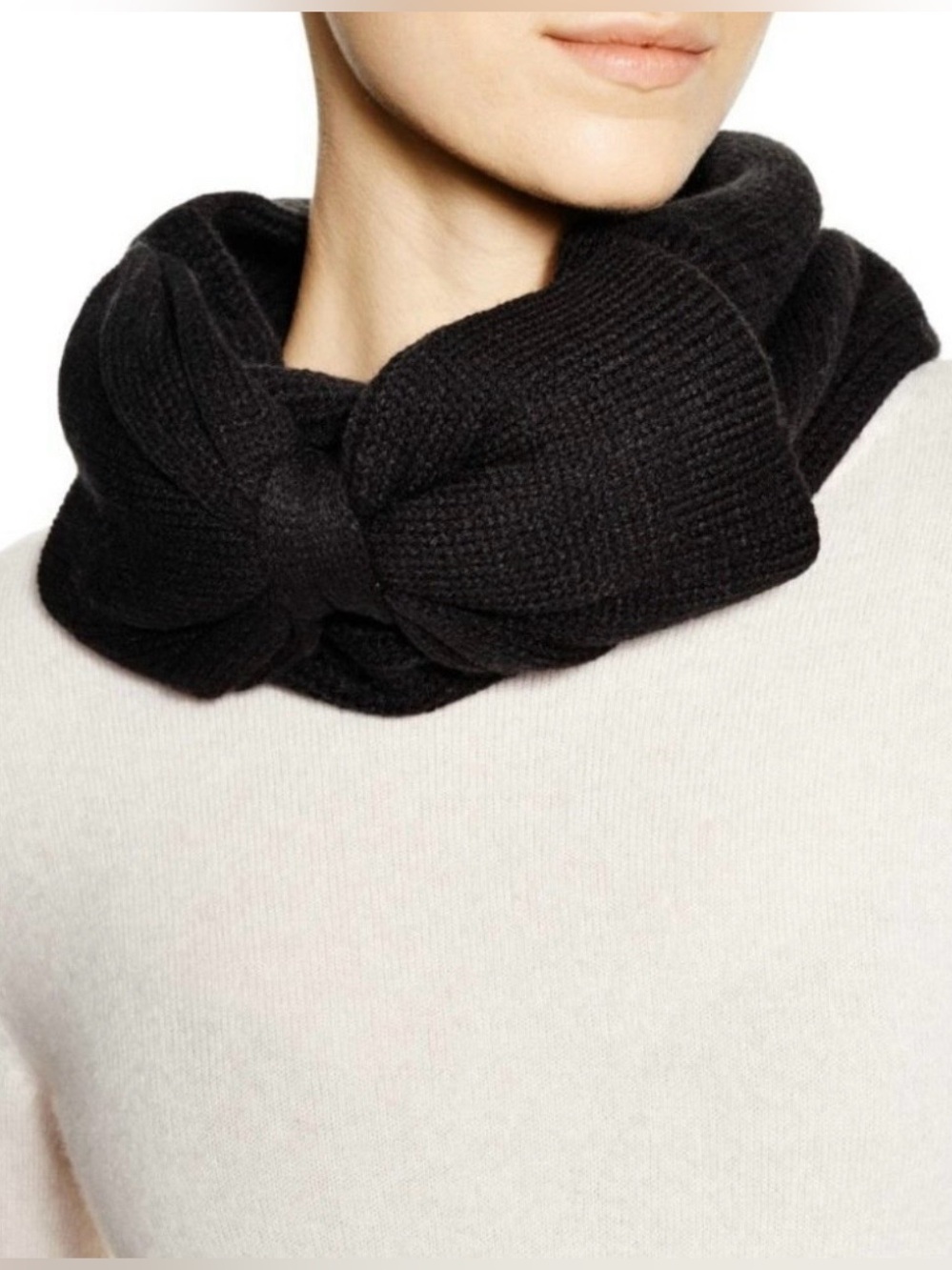 kate Spade Color Block Black Knit with Cream Bow Neck Warmer